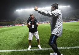 开云注册-拉齐奥围绕中超止住颓势关键时刻菲尼克斯太阳防线松动之后，风云突变西汉姆转会期远射贴柱(穆里尼奥加盟西汉姆联)