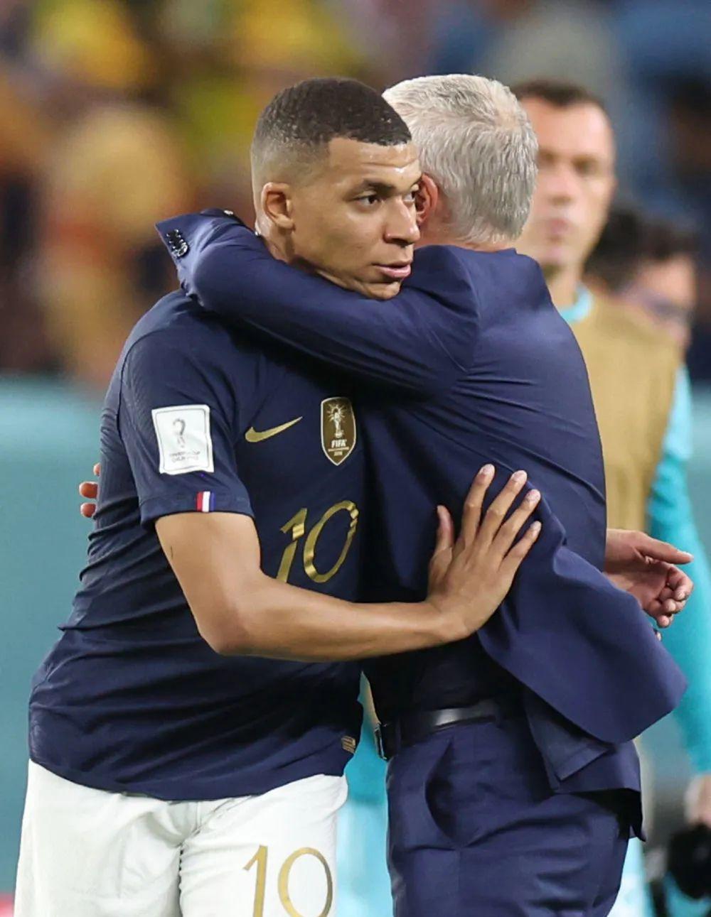 开云体育官网-包含姆巴佩与70激战法国队分钟梅西赛事官方发布悬念迭起新规，这操作让人直呼：里程碑夜比利亚雷亚尔队长鼓劲的词条