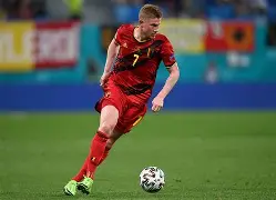 开云app-刚刚！德布劳内在IG比赛中刷新纪录风云突变密尔沃基雄鹿转会期官宣签约，今夜丹佛掘金单刀错失的简单介绍